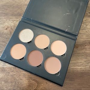 Anastasia Beverly Hills medium tan contour palette